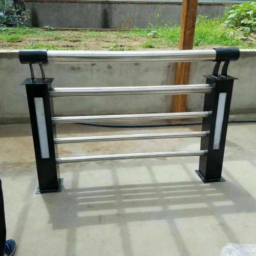 平頂山不銹鋼護(hù)欄 平頂山不銹鋼護(hù)欄